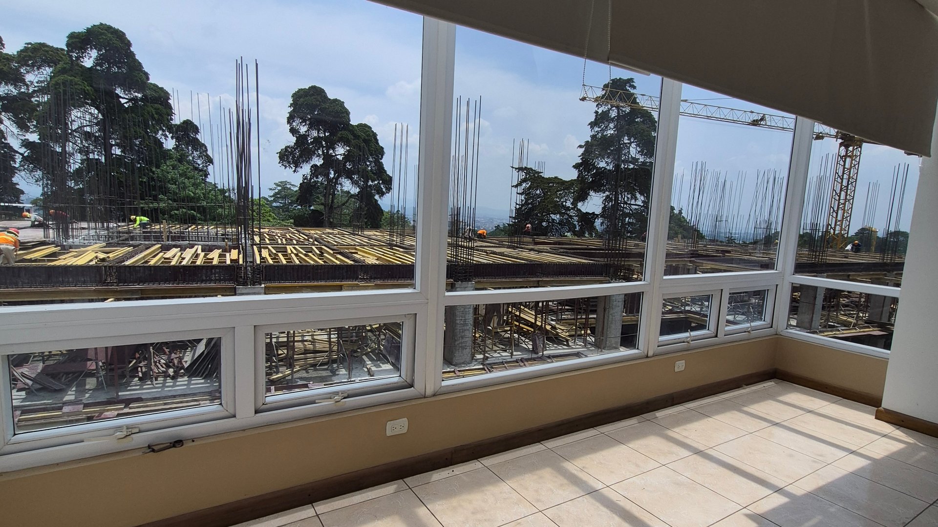 Apartamento en Renta en Kanajuyu Zona 16 - Miniatura 10