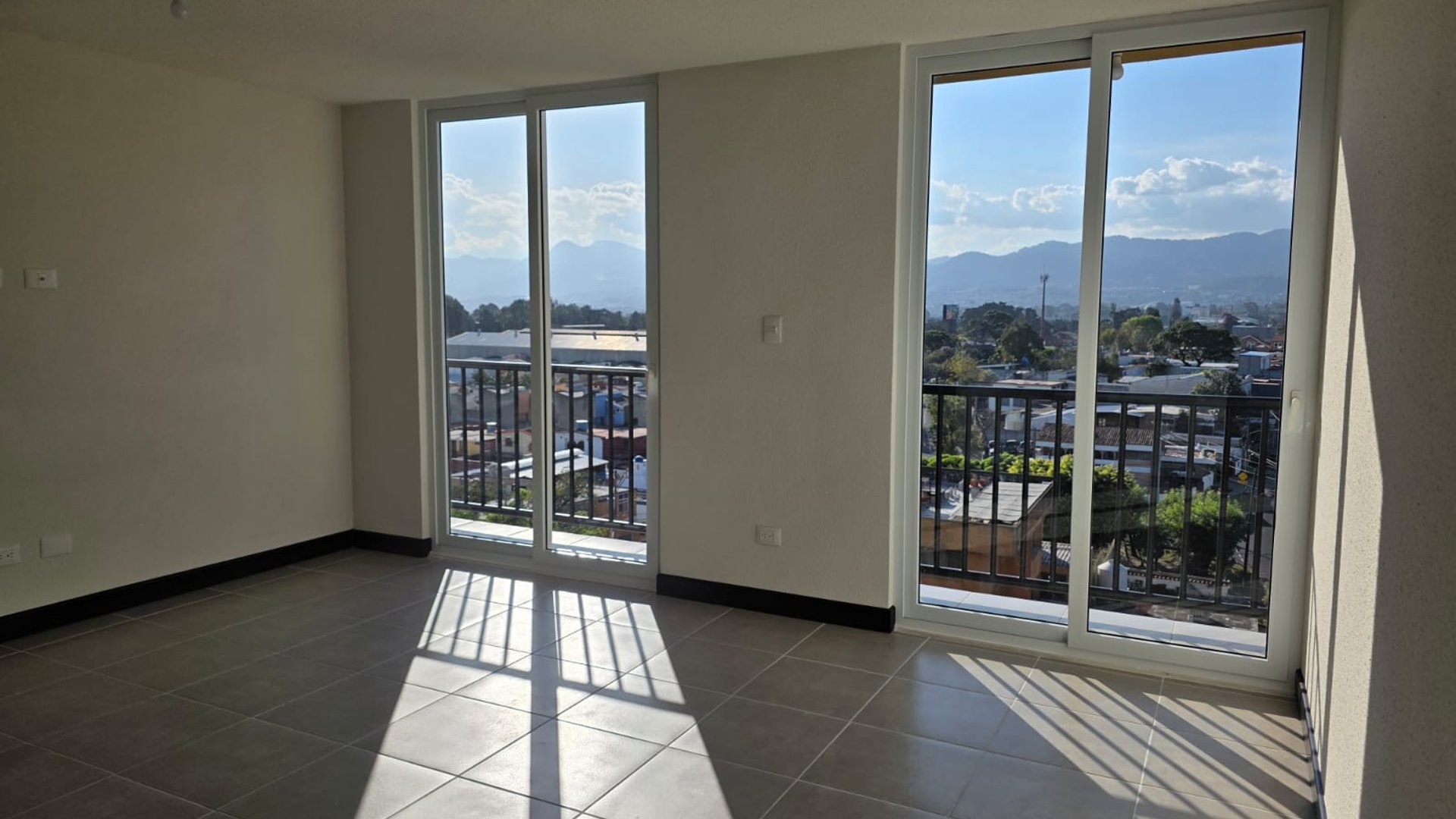 Apartamento en Renta zona 12, 3 habitaciones