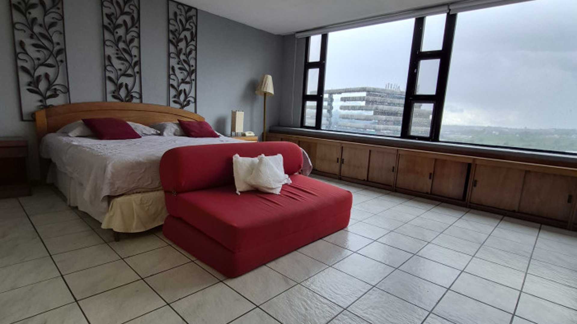 Renta apartamento amplio de 1 habitación en zona 15 VH2 - Miniatura 9