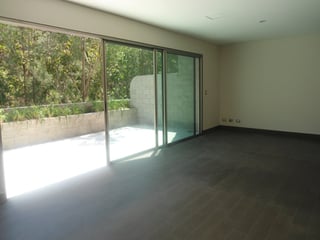 En renta apartamento en Ladera de Florencia zona 10 - 3