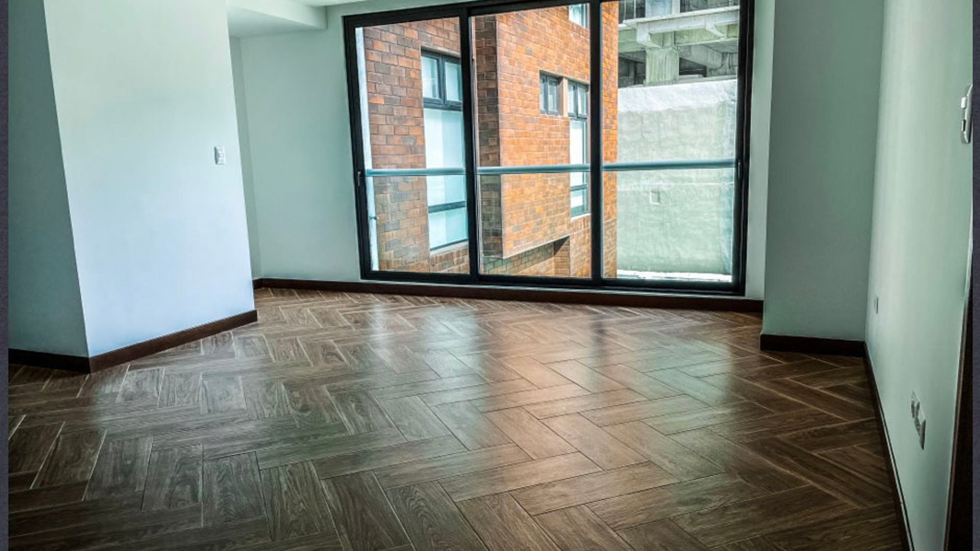 Apartamento de 3 habitaciones en alquiler, Ikaria zona 15