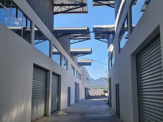 BODEGAS EN ALQUILER EN EL NARANJO | DENTRO DE COMPLEJO INDUSTRIAL - 4