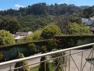 Lujosa Residencia en Venta - Zona 16, Ciudad de Guatemala - Image 13