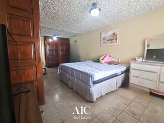 CASA EN VENTA, 4 DORMITORIOS MOLINO DE LAS FLORES - 4