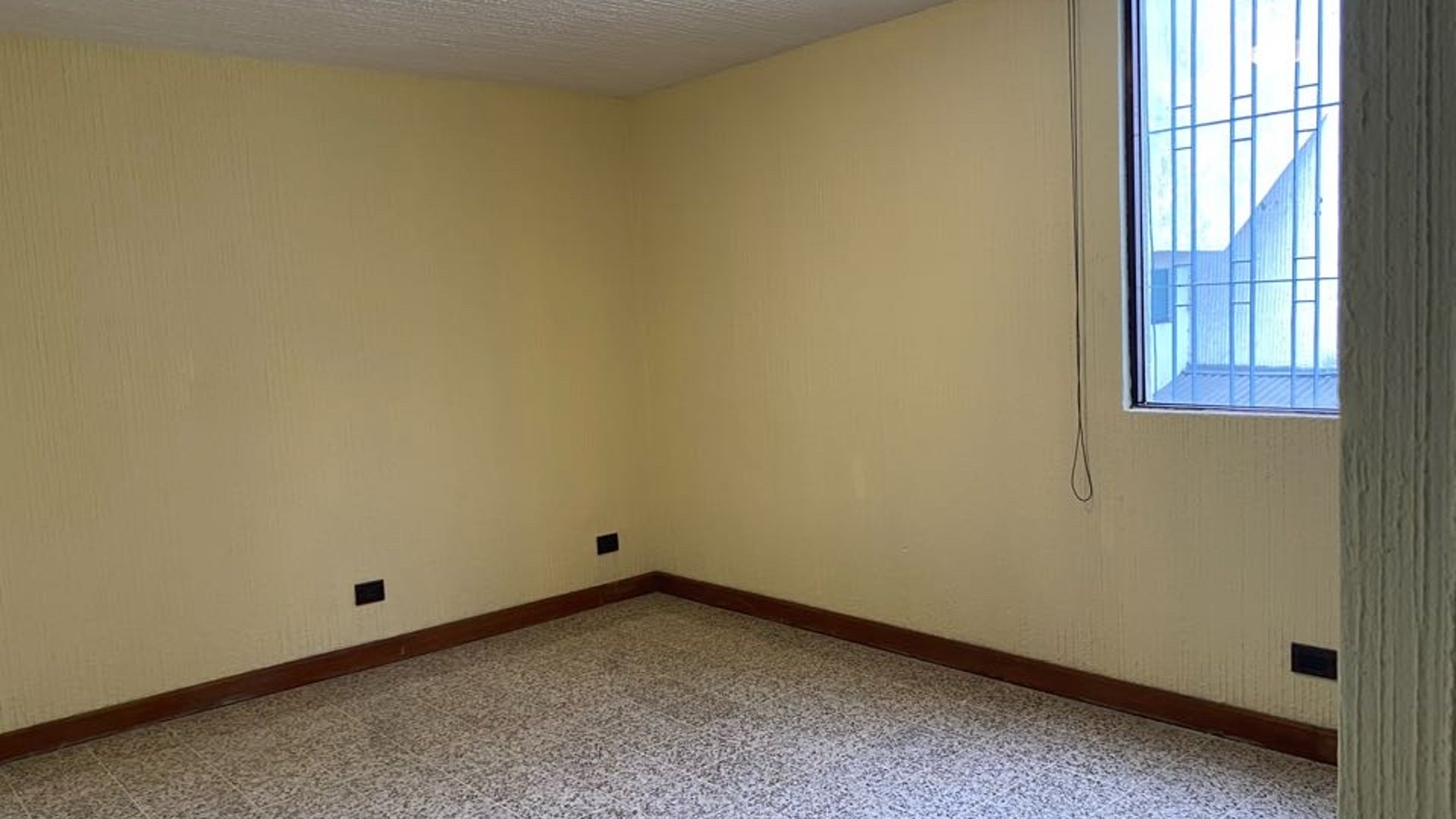 Casa en Renta en 20 Calle Zona 10 - Miniatura 7