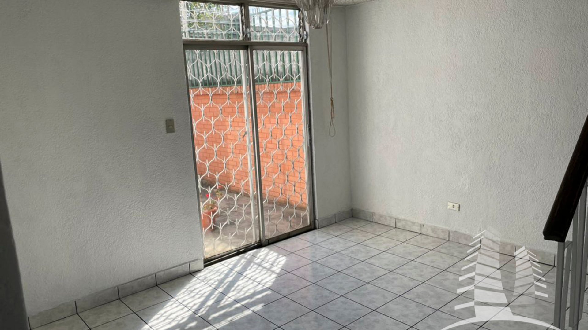 CASA EN RENTA PARA OFICINAS ZONA 12 - Miniatura 7