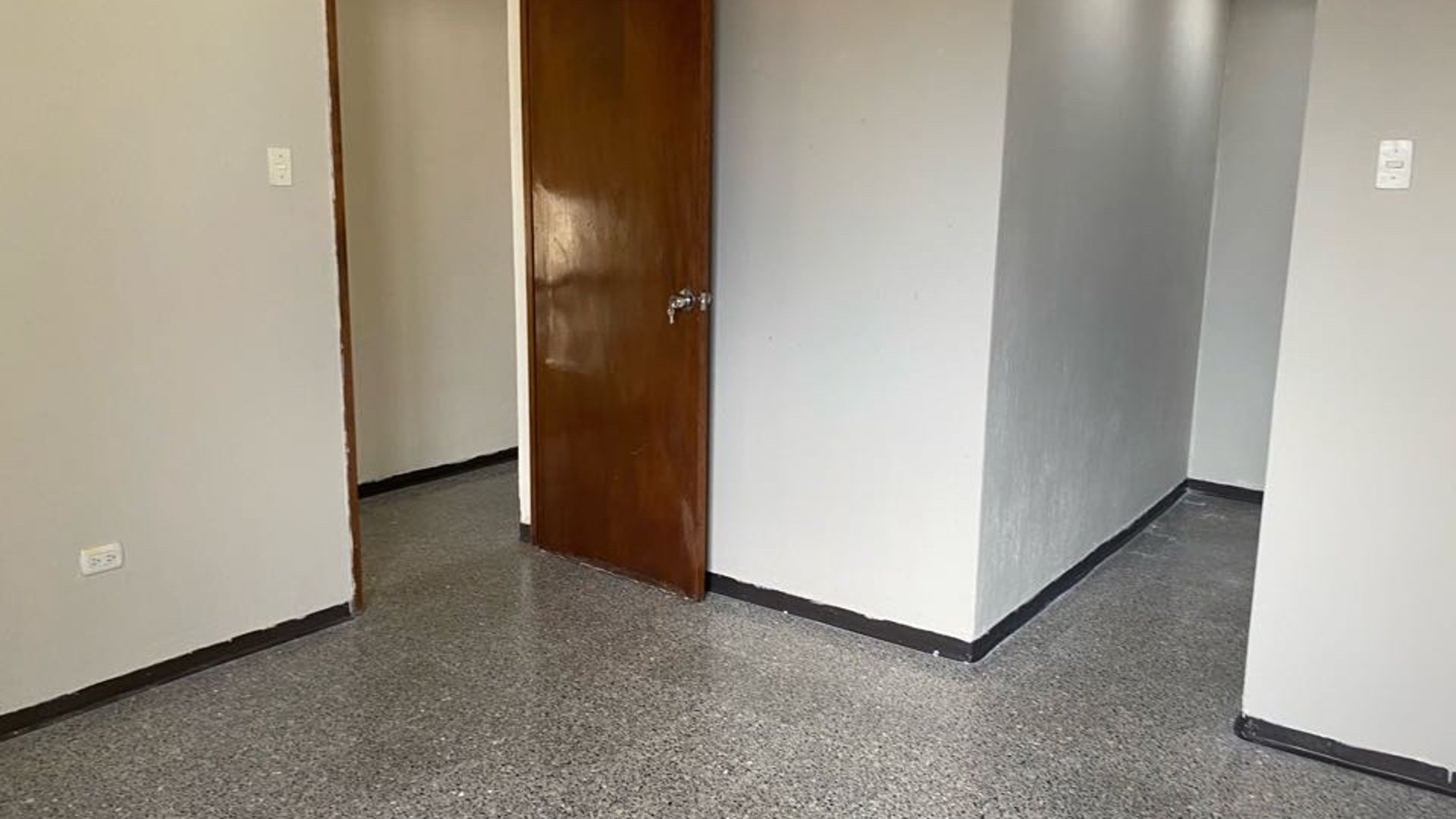CASA EN VENTA EN RESIDENCIALES SAN JORGE ZONA 11 - Miniatura 9