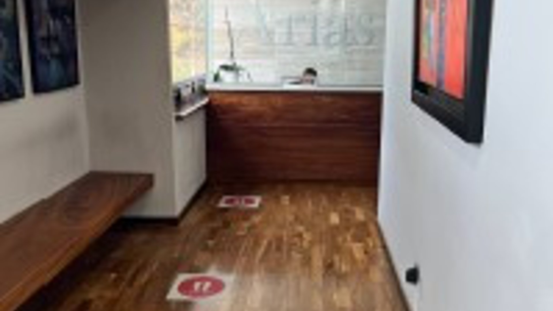 En renta oficina comercial en Zona 10