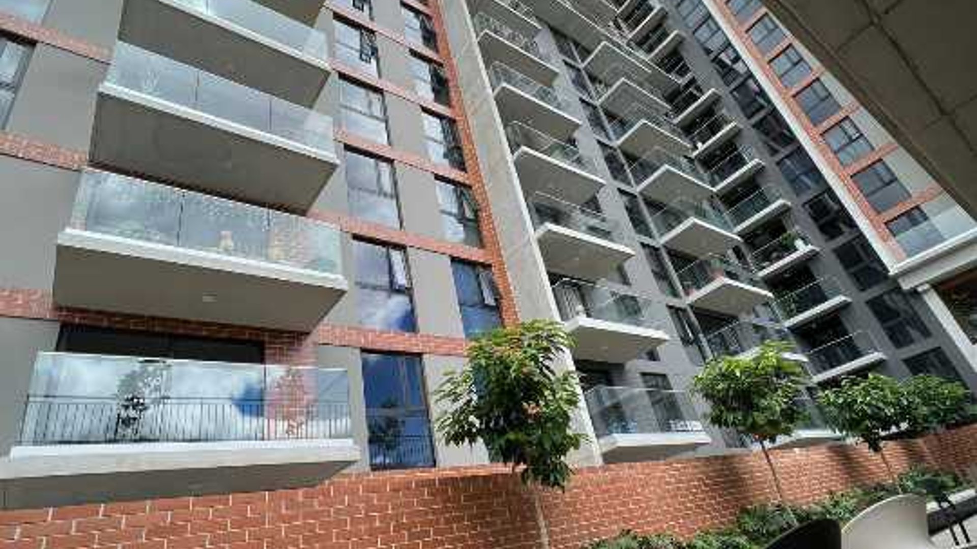 Vendo Lindo Apartamento en Edificio Vidalta z11