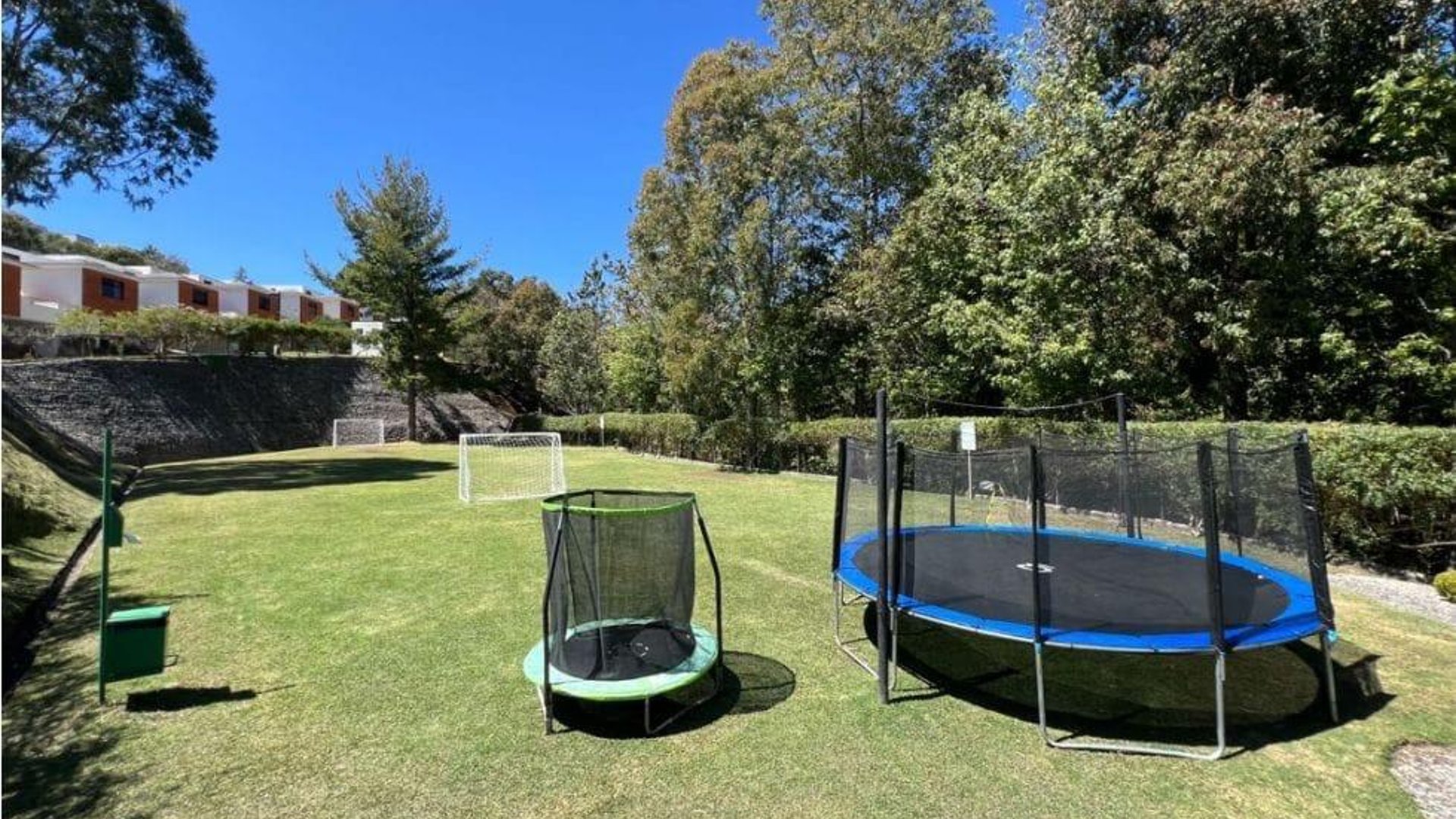 CASA EN CONDOMINIO BOSQUES ESCONDIDO KM 21.5 CARRETERA A FRAIJANES - Miniatura 16