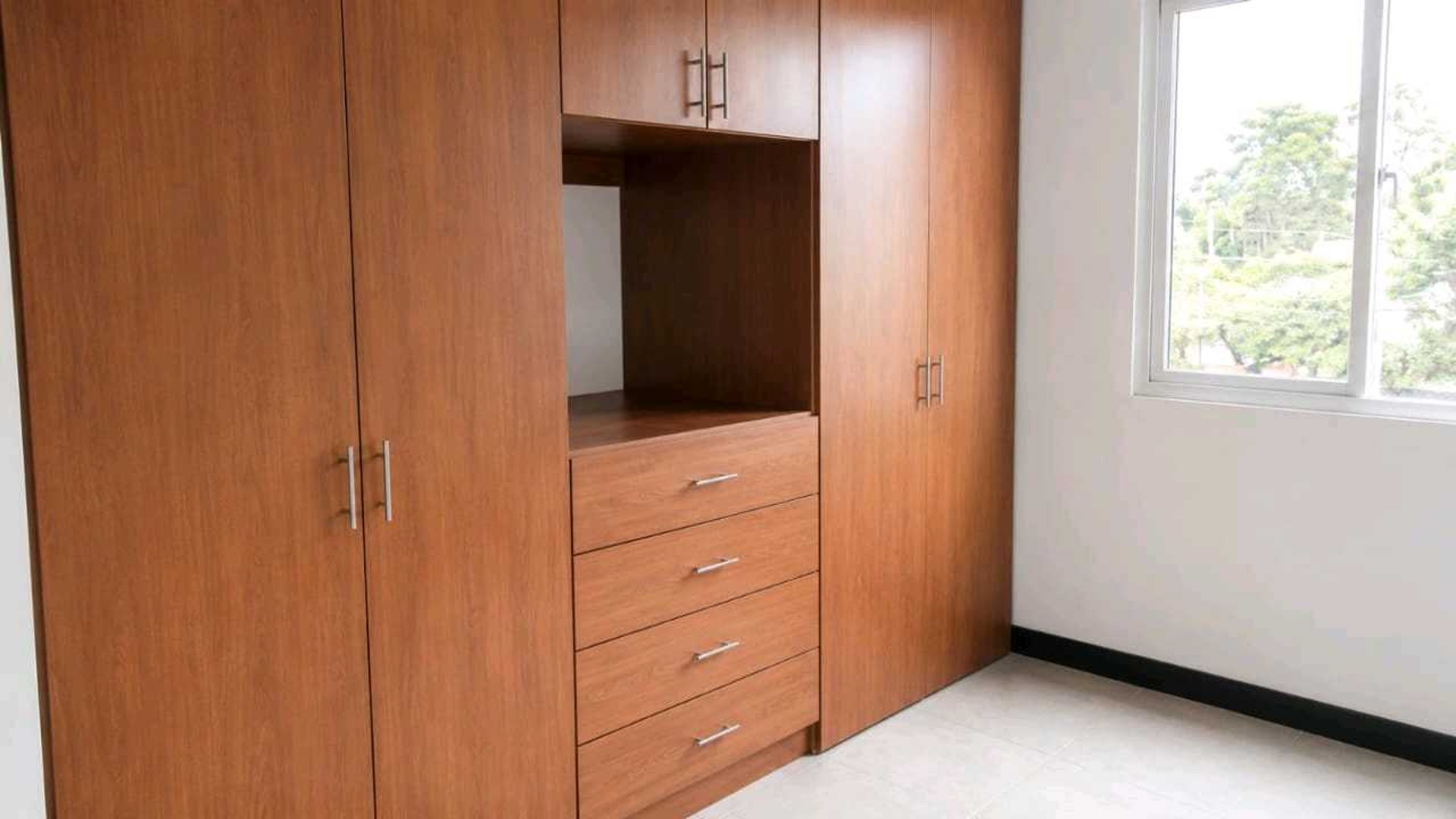 APARTAMENTO EN ALQUILER???? Edificio Hexa Cañada 16, zona 16 - Miniatura 6