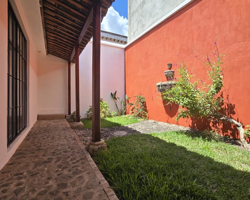 citymax antigua vende propiedad en san pedro las huerta