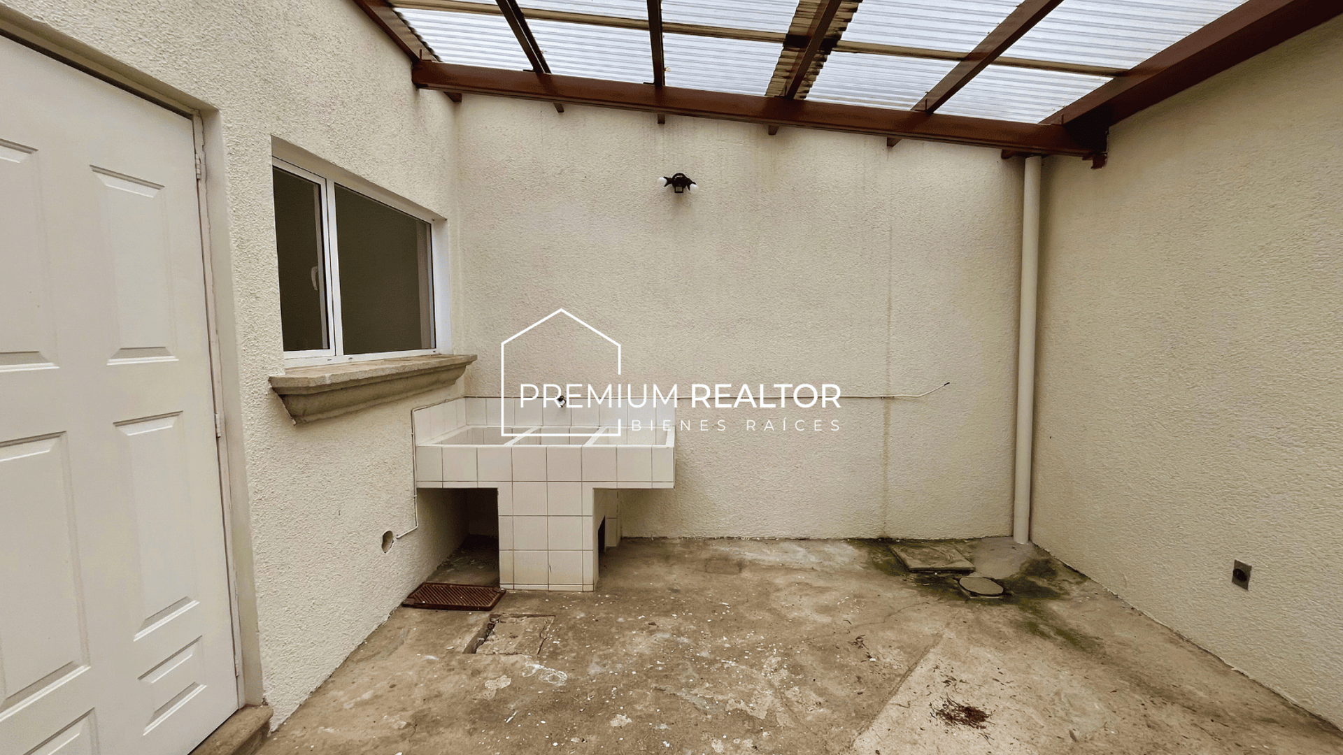Luxurious 4-Bedroom House with Garden in Casa & Campo, Fraijanes - Rent $2800 - Miniatura 21