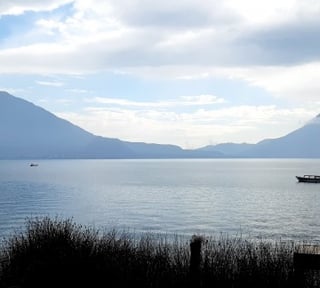 Hotel Boutique en Venta en Orilla de Playa Lago Atitlán