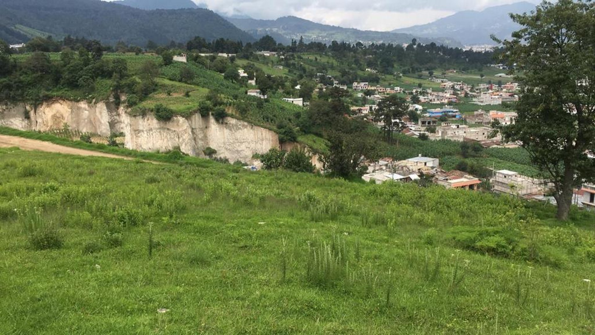 TERRENO EN VENTA EN QUETZALTENANGO - Miniatura 4