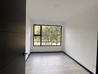 Apartamento de 1 habitación en renta zona 13 - 4
