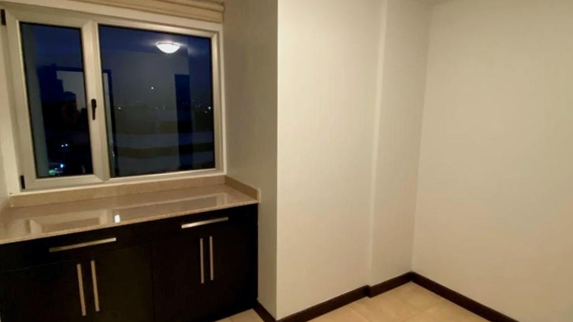 ???? APARTAMENTO EN RENTA – 2 HAB + BALCÓN | ATTICA I | ZONA 14 - Miniatura 6