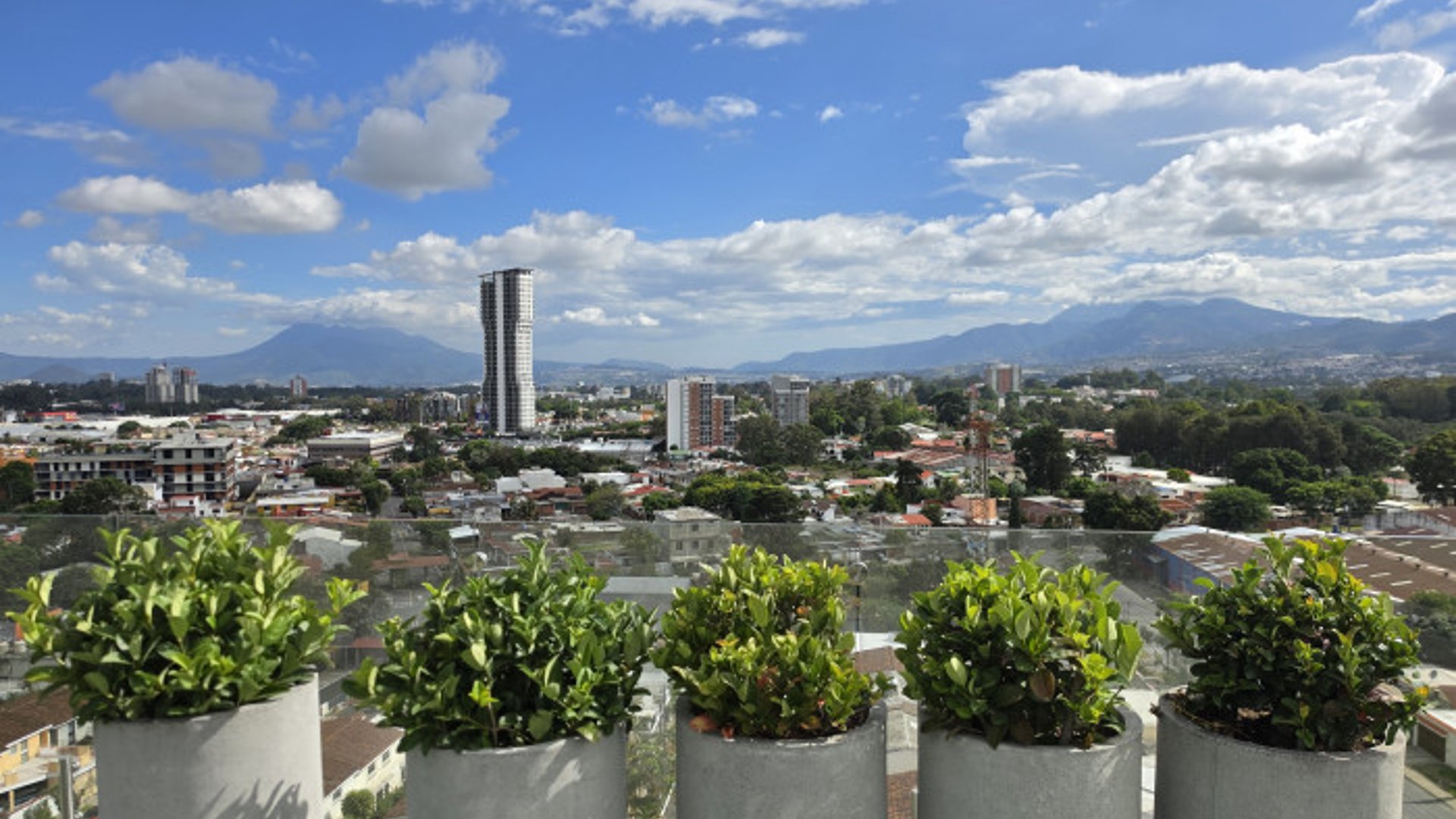 Apartamento en Renta 2 Hab en Villa Mariscal Zona 11 - Miniatura 12