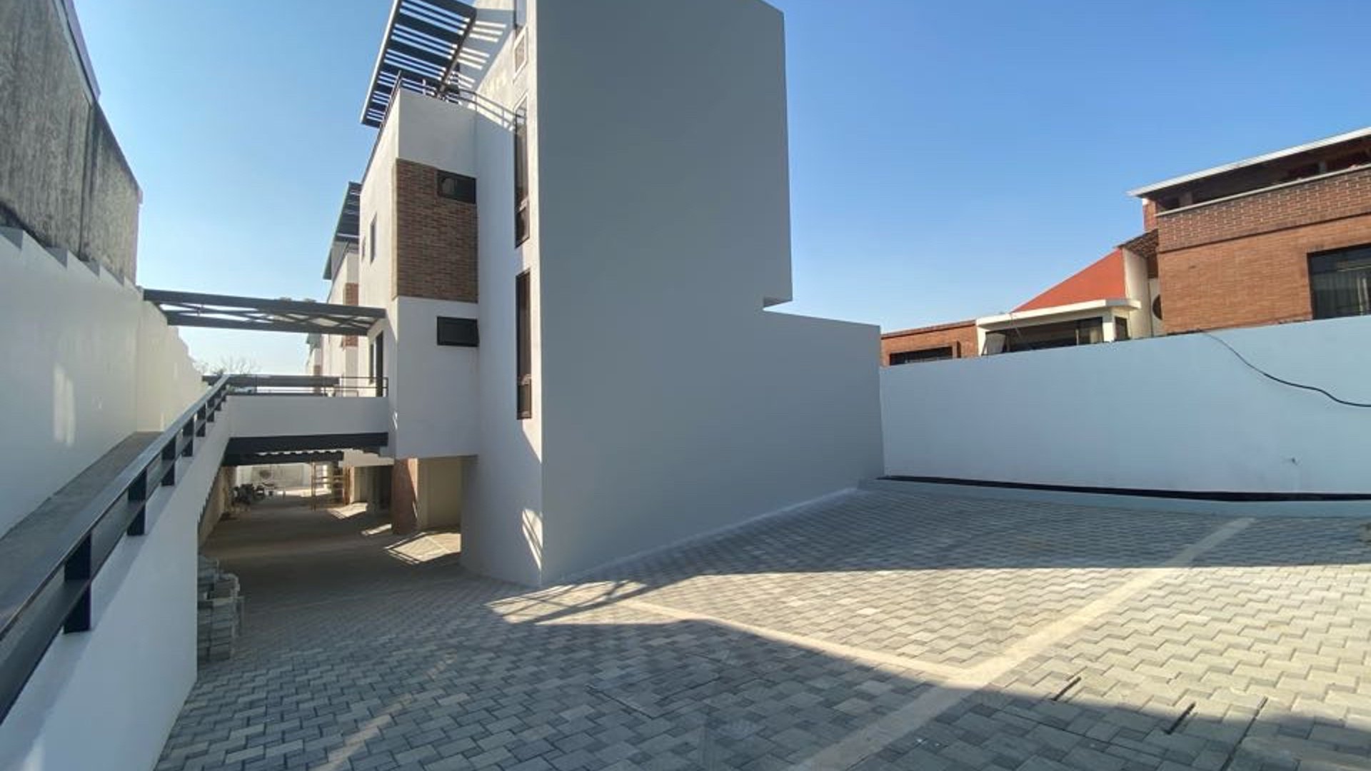 Casas en venta de 3 habs. en Altos de Vista Hermosa zona 15 VHI
