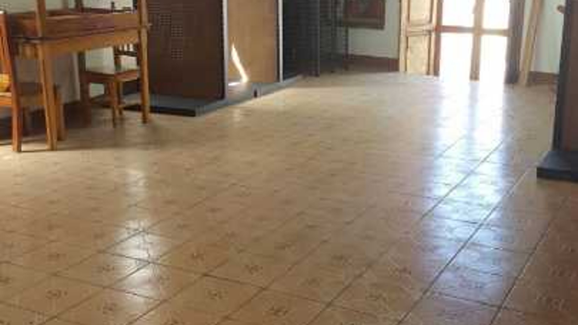 Clínica Médica en renta. En Quetzaltenango. - Miniatura 8