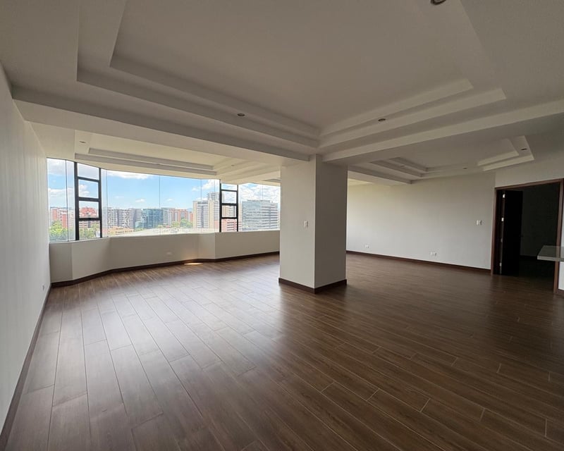 Apartamento en Venta Edificio Milenia, zona 10