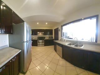 Apartamento en Venta en Zona 10 Dentro de Colonia - 2