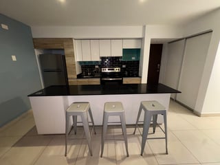 Apartamento Amueblado en Renta | Edificio BE14, Zona 14 - 2