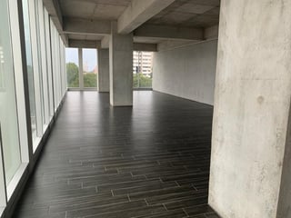 Oficina en venta, en Zona 10 - 4