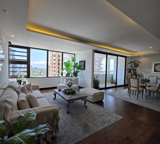 Pent House en venta en zona 15 Vista Hermosa 1
