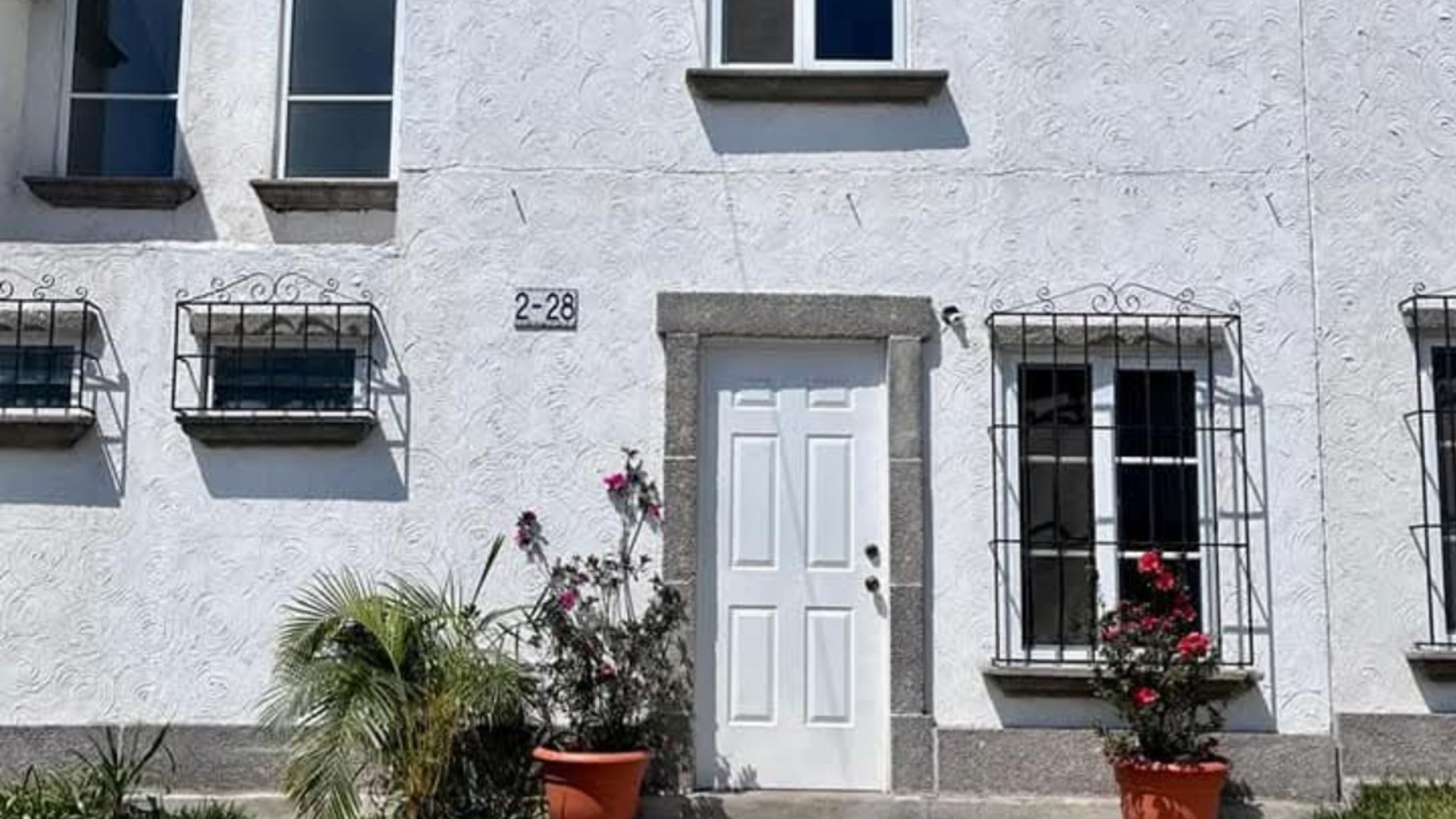 Vendo casa en Condominio Fuentes del Valle San Miguel Dueñas Sacatepéquez.