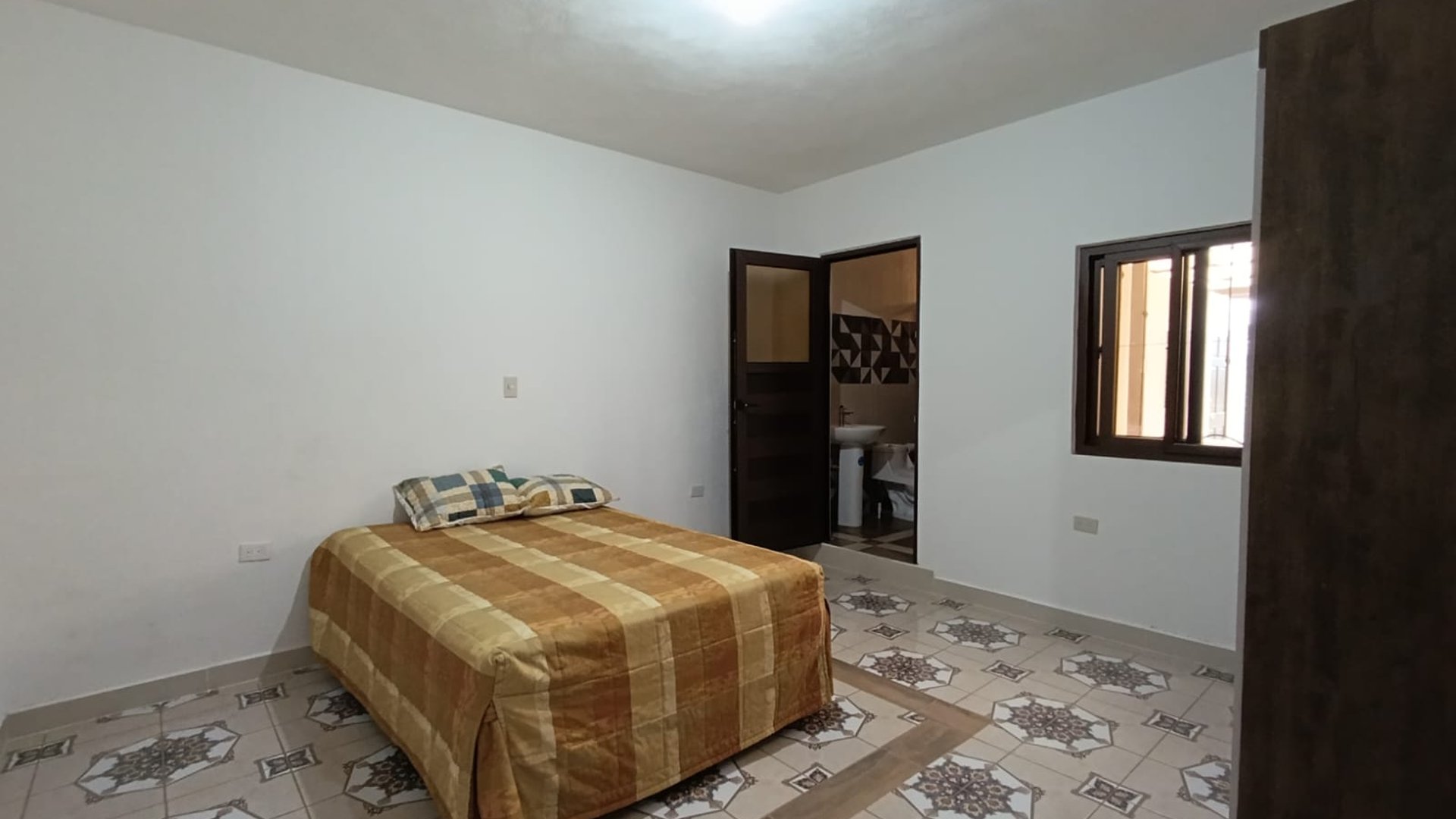 ALQUILO CASA AMUEBLADA EN VILLAS DE SANTIAGO, SANTIAGO SACATEPEQUEZ - Miniatura 7
