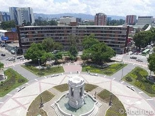 OFICINA CORPORATIVA EN VENTA DE 750 M² | EDIFICIO ETISA, ZONA 9 – PLAZA ESPAÑA - 2