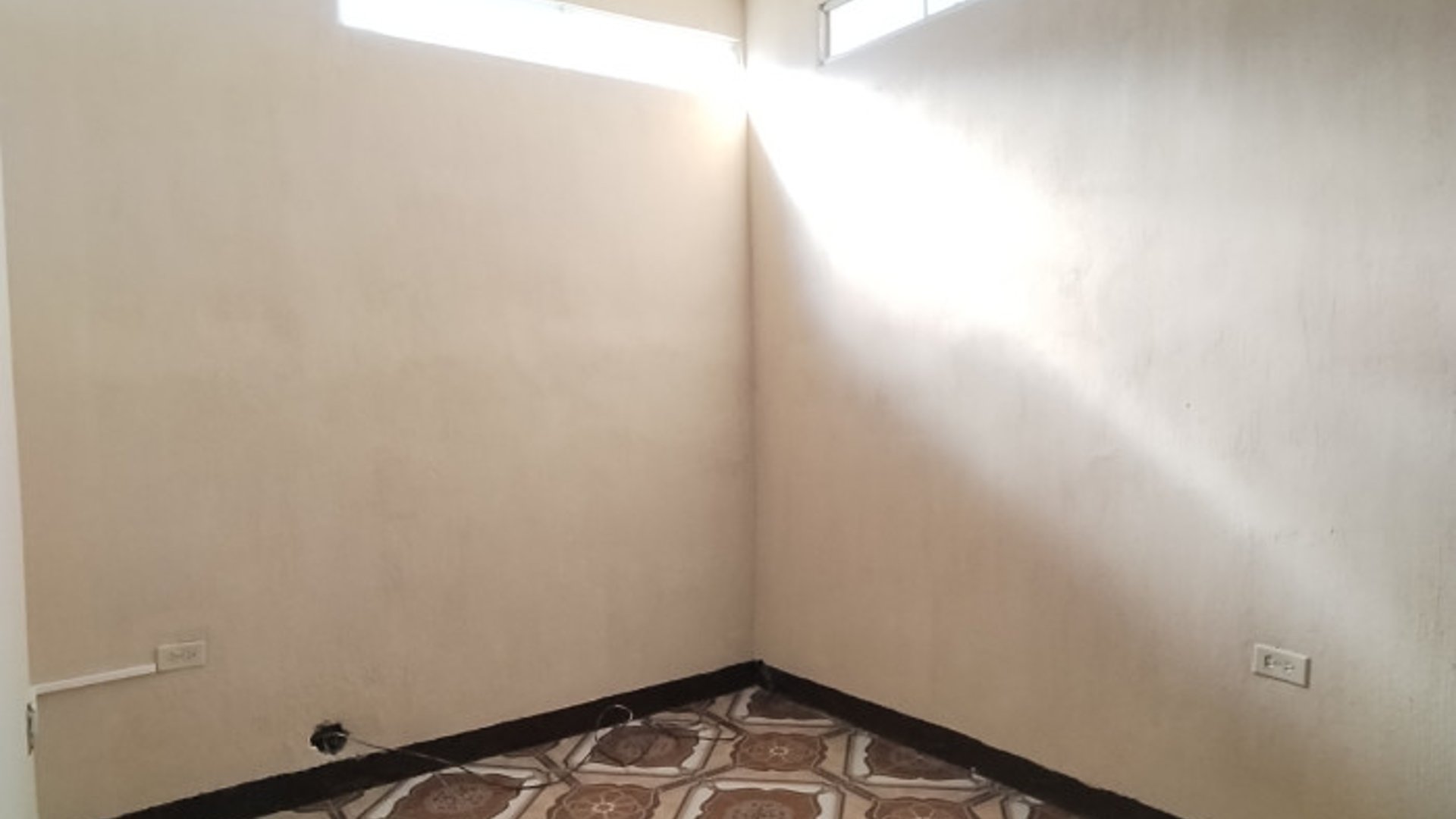 Casa para oficinas en zona 1 - Miniatura 5