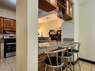 Casa en Venta Pinares de San Cristóbal, Guatemala - 5