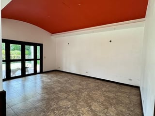 Casa de 1 nivel en Renta o Venta Carretera a El Salvador - 2