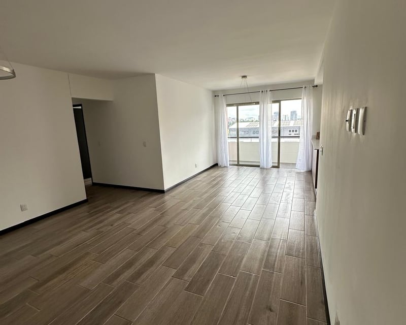 Renta de apartamento PetFriendly - 3 habitaciones en zona 14 Ref-5762