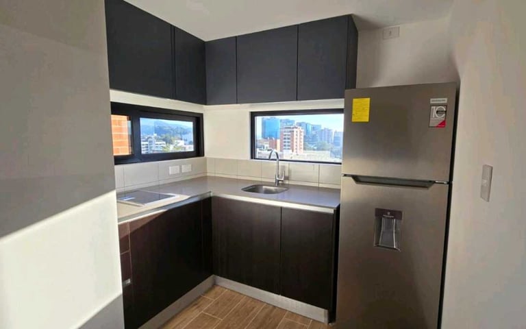 APARTAMENTO EN ALQUILER ????Edificio Kintea, Zona 15 VHII - Miniatura 2