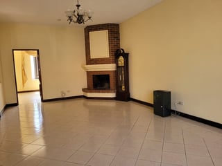 LA FORESTA / Casa en Renta CAES - 3