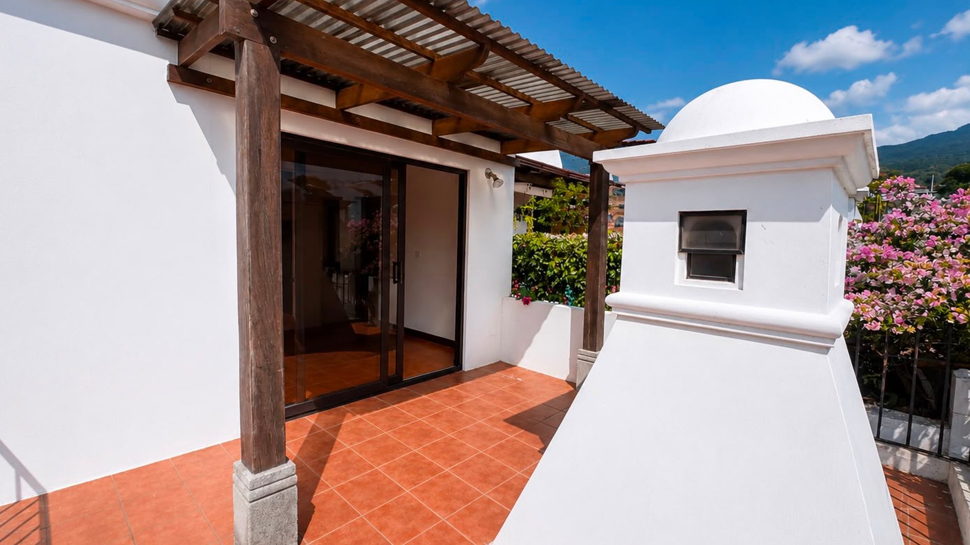 CASA EN RENTA DE 4 HABITACIONES EN SAN PEDRO LAS HUERTAS-ANTIGUA - Miniatura 10
