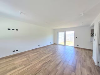 RENTA Casa NUEVA Condominio Santa Elena Km 25.7 Santa Elena Barillas - 5