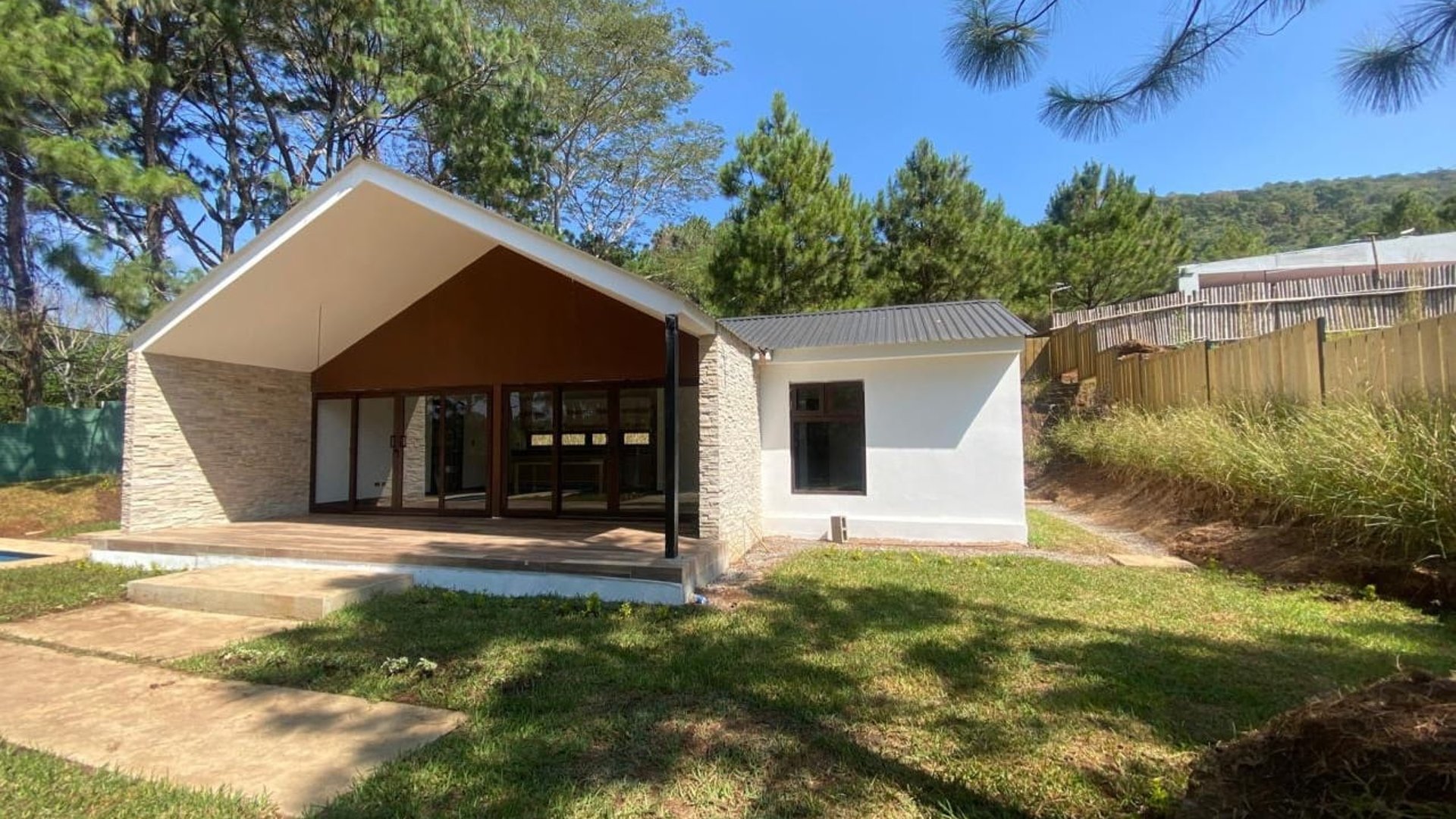 CASA EN VENTA EN KM 50 CARRETERA AL SALVADOR, LAGUNA DEL PINO