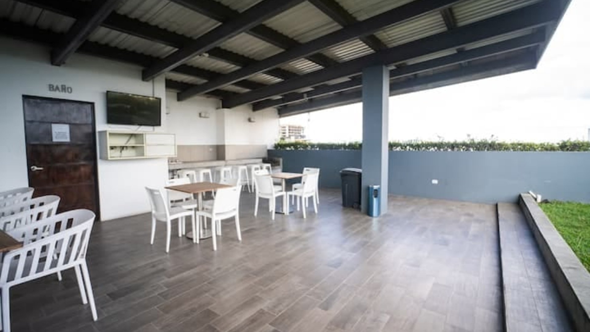 VENTA/RENTA APARTAMENTO ESTUDIO EDIFICIO 7-47 ZONA 4 - Miniatura 9