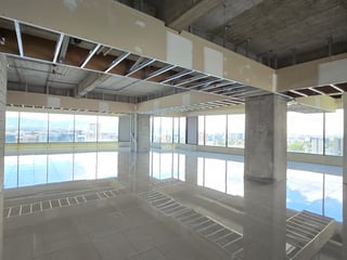 En venta oficinas en la Zona 10 Interamericas - Image 6