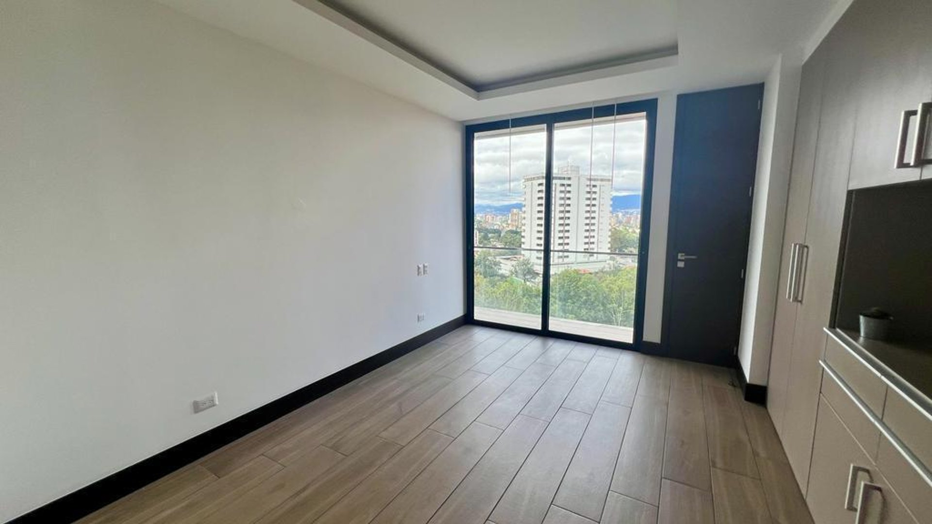 ???? APARTAMENTO EN RENTA – 3 HAB | EDIFICIO BADEN | VHI Z.15 - Miniatura 11