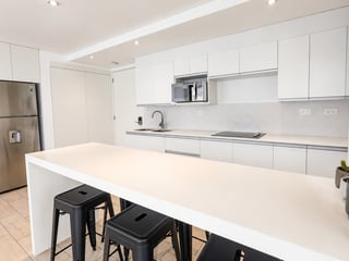 Apartamento de 2 Habitaciones en Renta | QUO, Zona 4 - 3