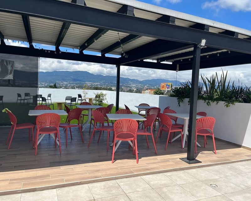 Venta de Apartamento en Torre Vertical, Zona 12