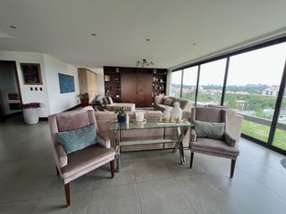 Venta de Hermoso y Amplio Apartamento - Zen Cayalá, Zona 16 - Image 4