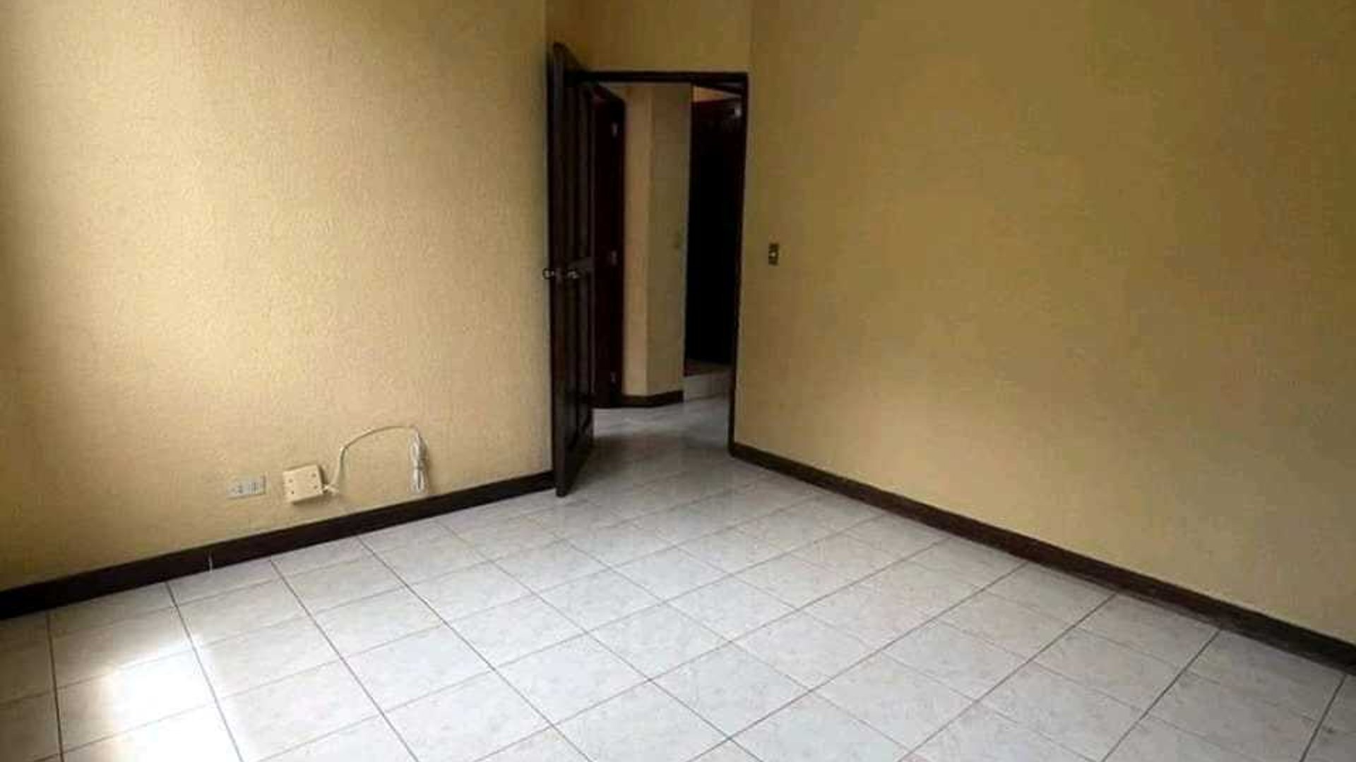 APARTAMENTO EN ALQUILER????Condominio Valles de Acatán, Zona 16 - Miniatura 4