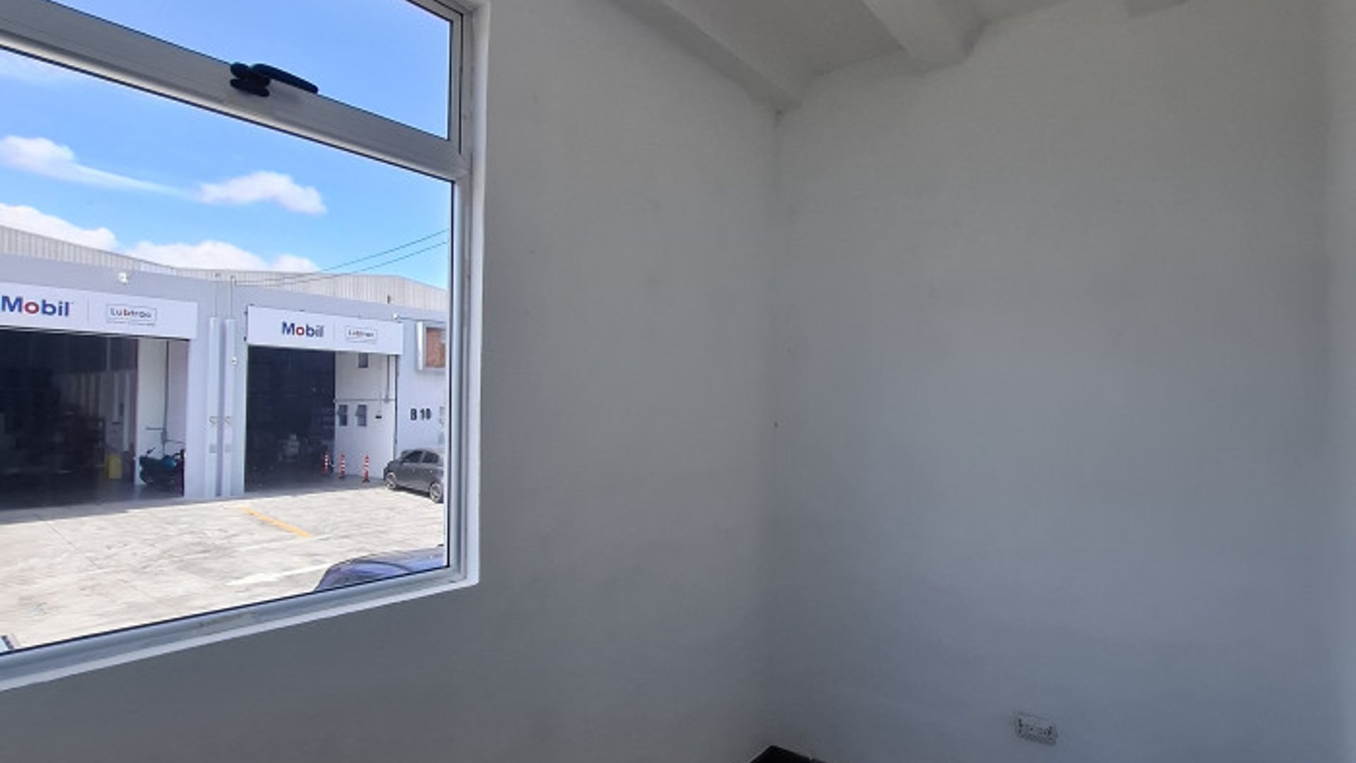Ofibodega en renta en las Tunas zona 4 Mixco - Miniatura 10