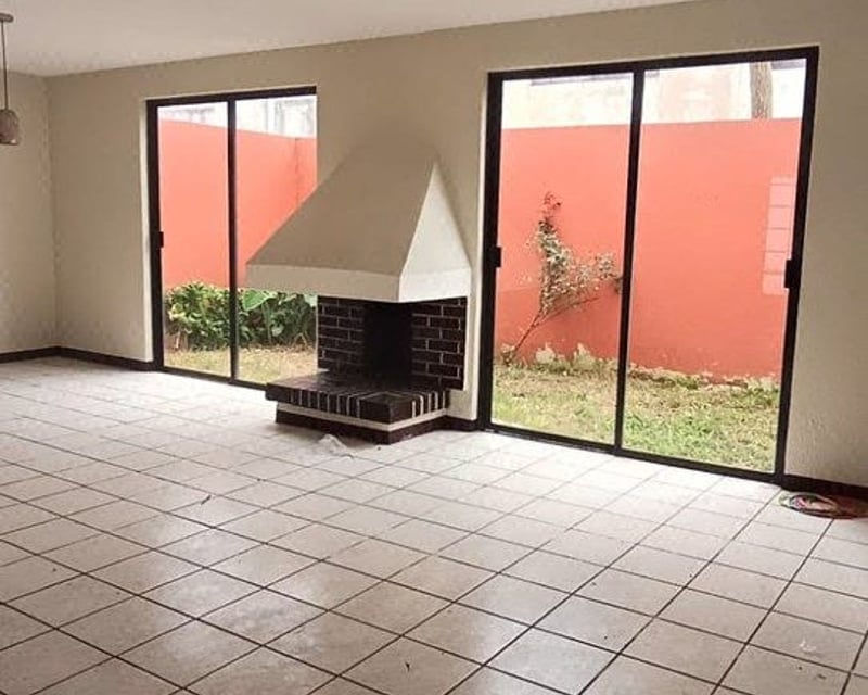 Casa en ALQUILER en Pinabetes Carretera a El Salvador